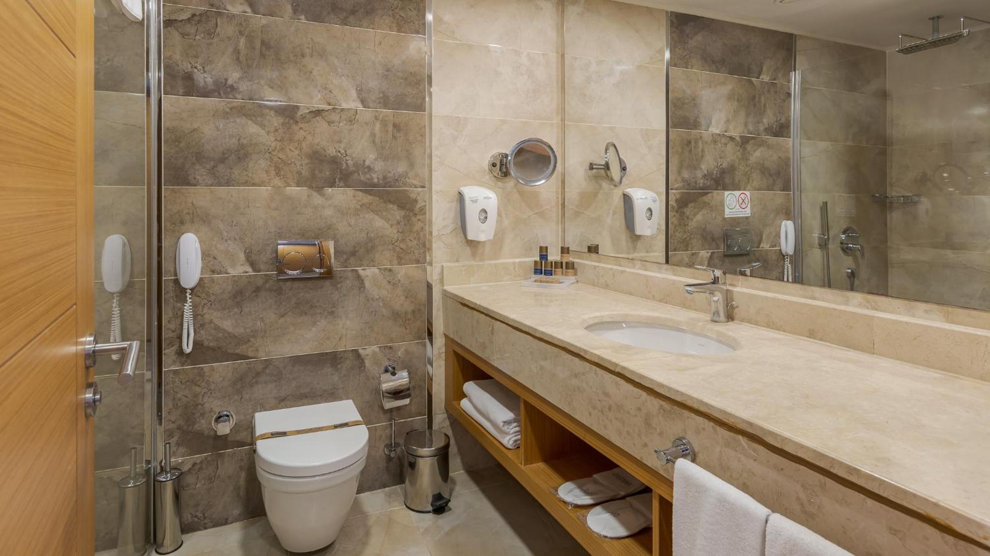 Economy Double or Twin Room