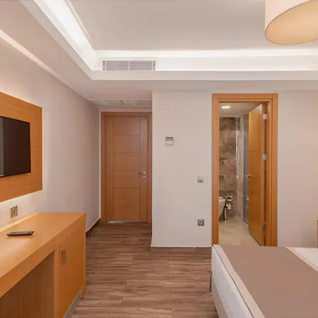 Aquasis De Luxe Resort & Spa-2